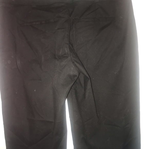 Capris - Picture 3 of 4